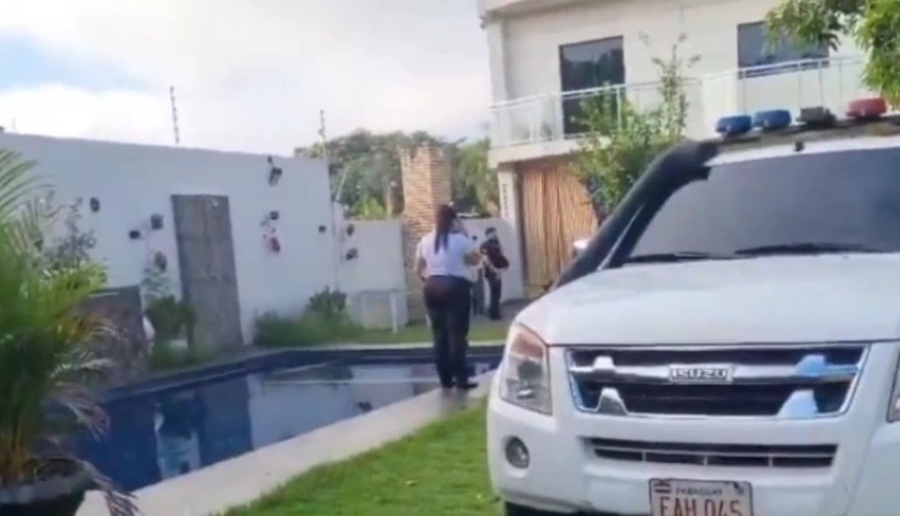 El allanamiento se realizó en una lujosa residencia ubicada en la zona baja de un barrio de Ciudad del Este.