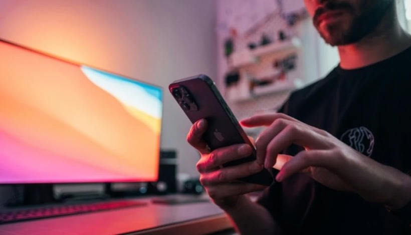 Los padres podrán gestionar las cuentas de Whatsapp de sus hijos adolescentes y preadolescentes.